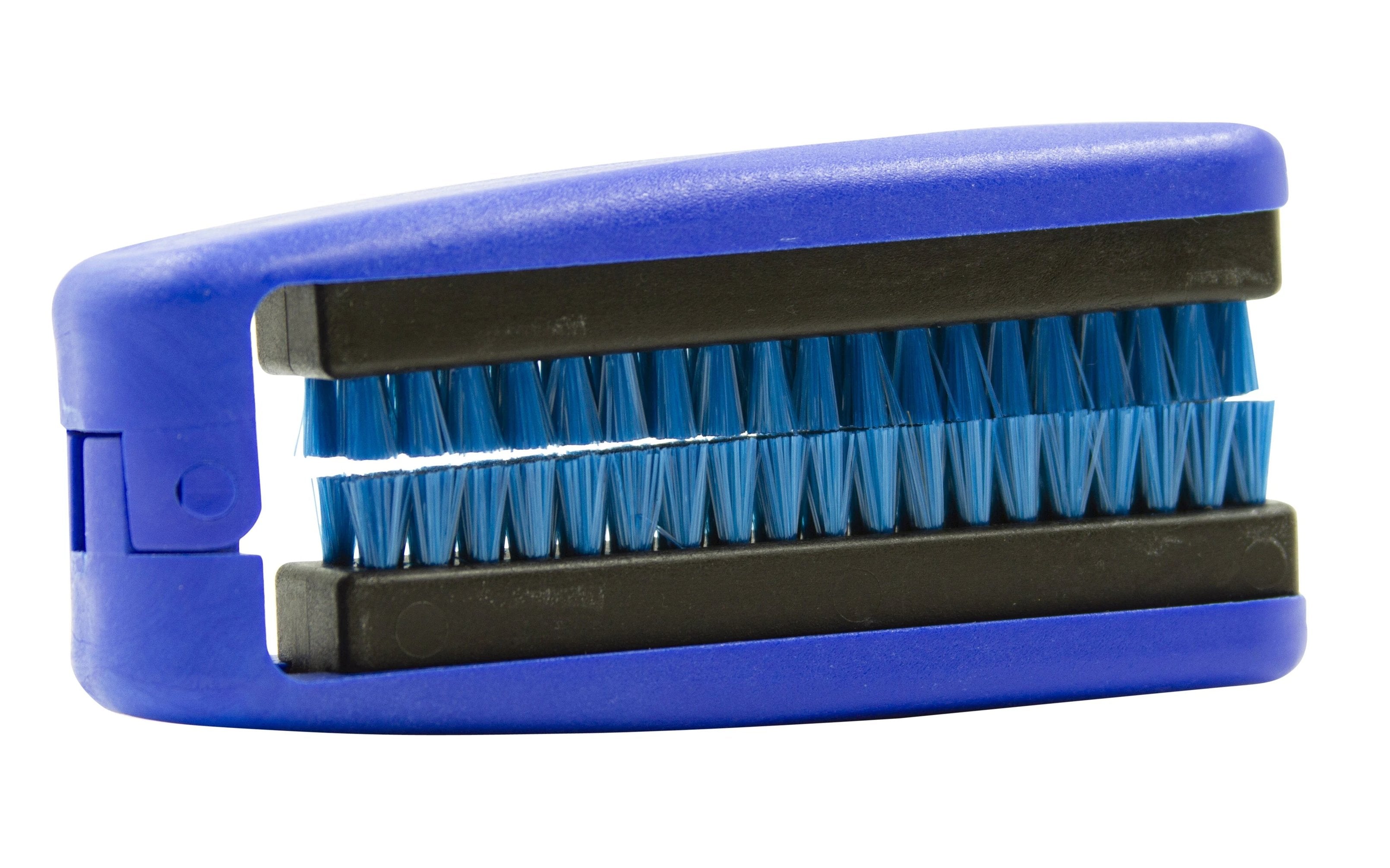 Bluegator Seat Belt Cleaning Brush – Greenway's Car Care Products